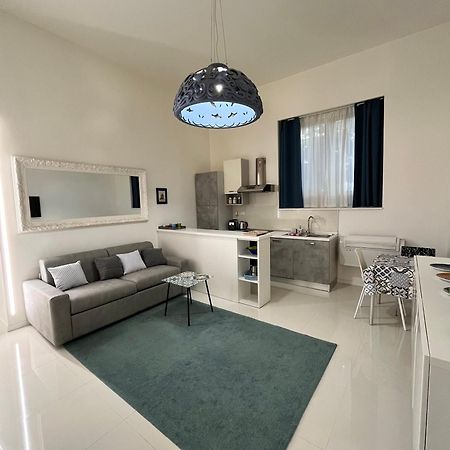 דירות רומא Residenza Santi Ai Monti מראה חיצוני תמונה