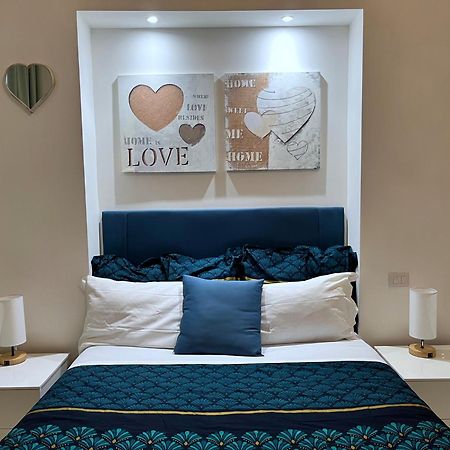 דירות רומא Residenza Santi Ai Monti מראה חיצוני תמונה