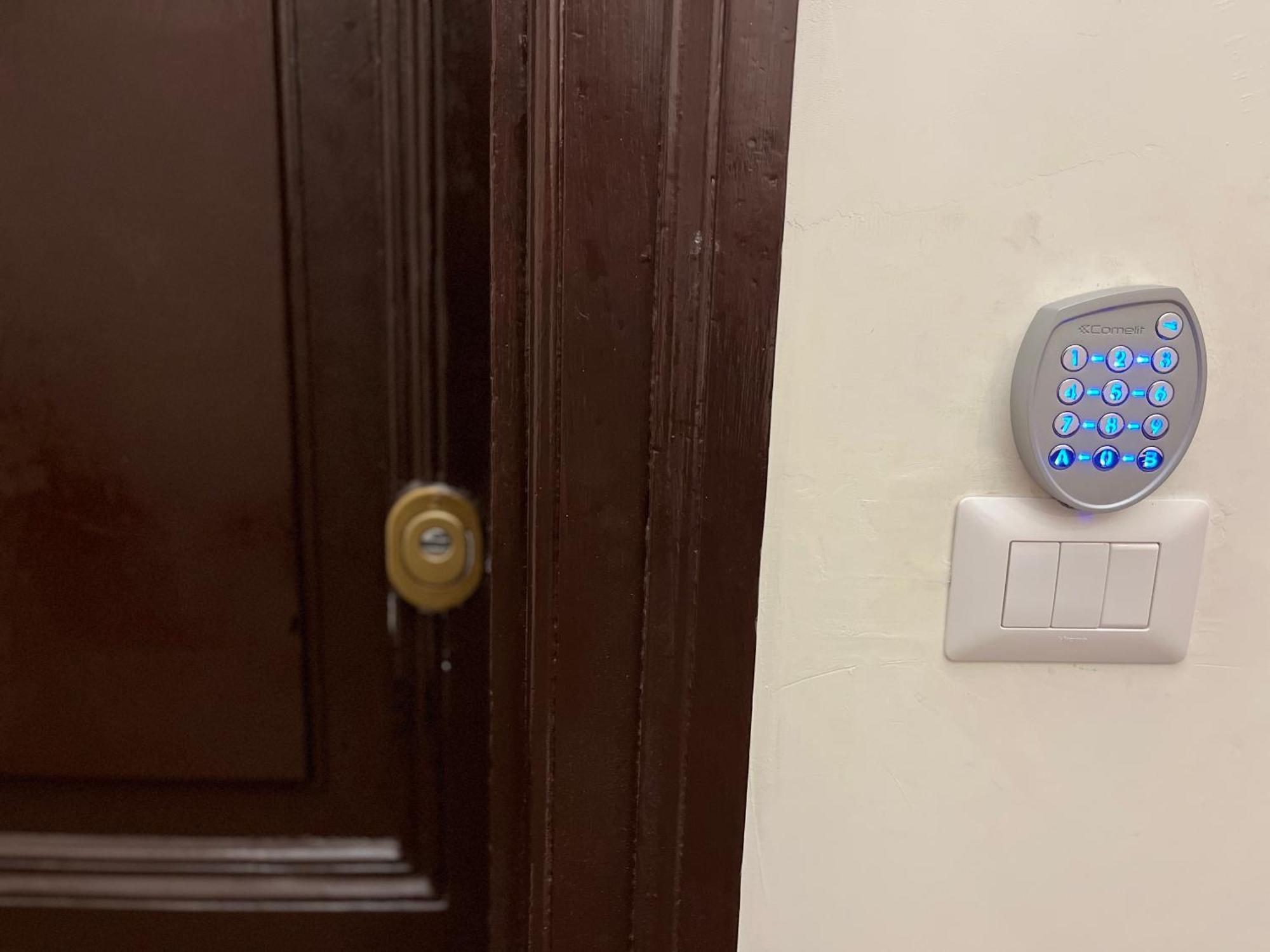 דירות רומא Residenza Santi Ai Monti מראה חיצוני תמונה